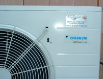 EQUINOX Tepelné čerpadlo vzduch voda Daikin Altherma LT 8kW s chladením rodinný dom Zbehy 3