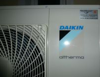 EQUINOX Tepelné čerpadlo vzduch voda Daikin Altherma HT vysokoteplotné 11kW rodinný dom Marianka 3